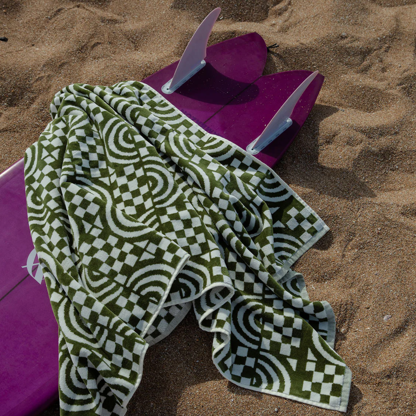 Coco Rainbow Premium Woven Towel | Olive