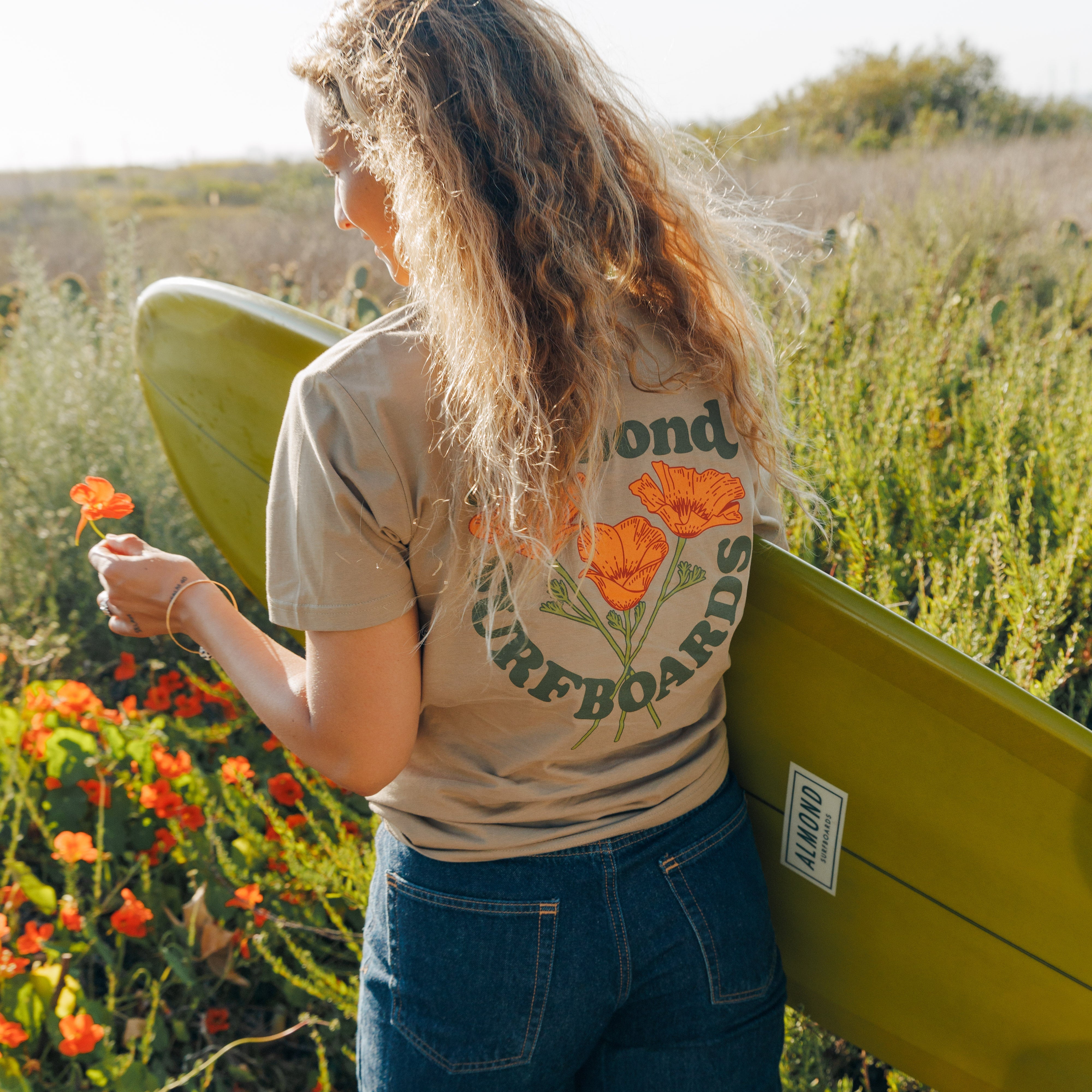 CA Poppy Tee | Sand