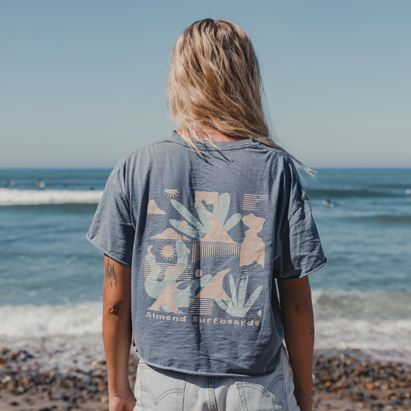 Bright Days Ahead Tee | Faded Blue